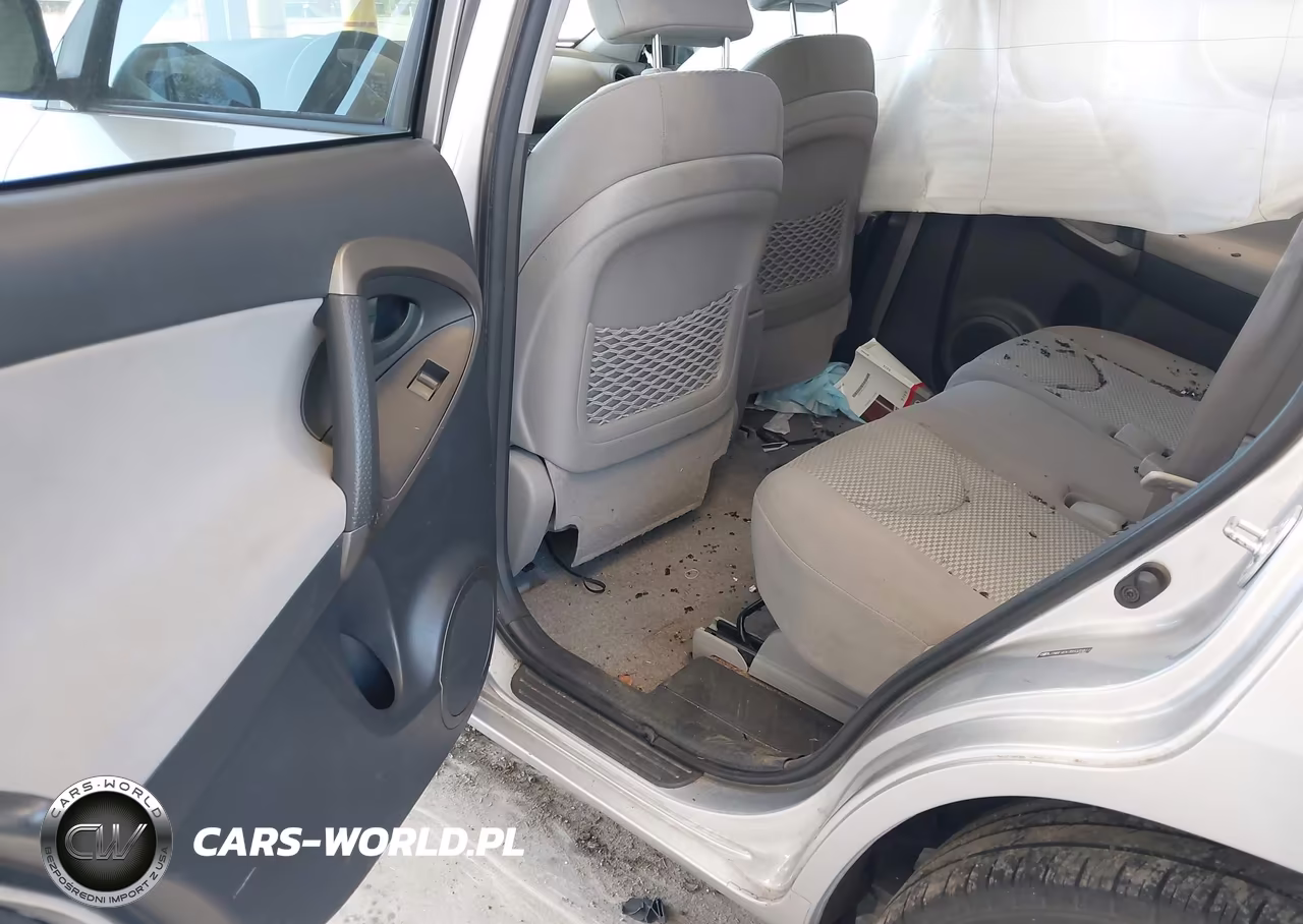 2011 Toyota Rav4 VIN:JTMBF4DV7B5039811 - 8
