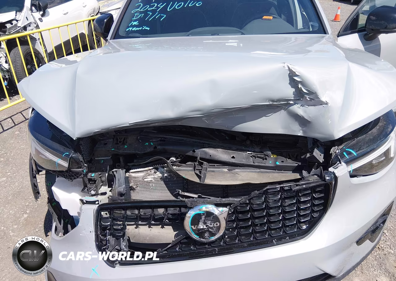 2024 Volvo Xc40 B5 Plus Dark Theme VIN:YV4L12UL7R2292089 - 14