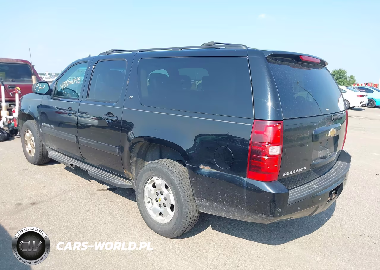 2013 Chevrolet Suburban Lt VIN:1GNSKJE79DR220986 - 3