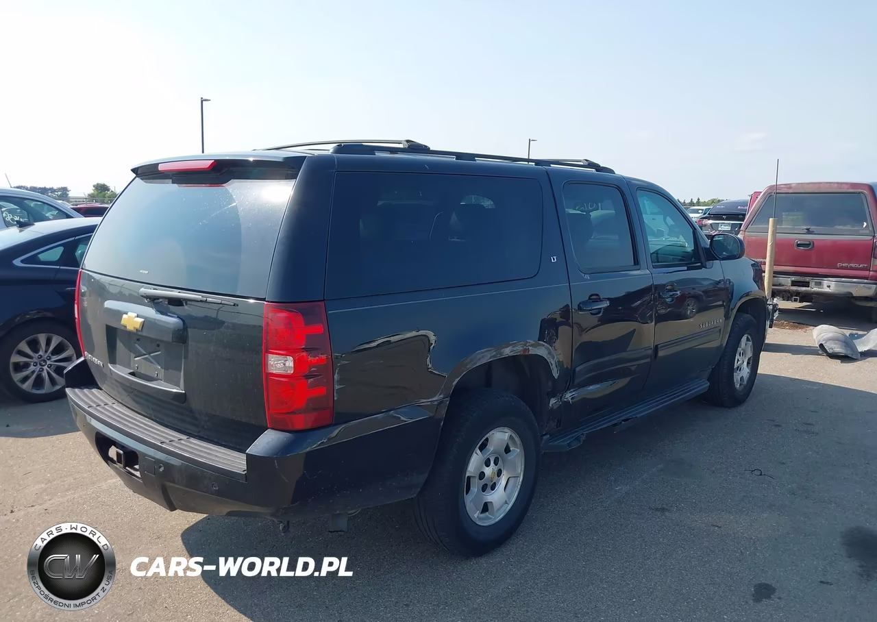 2013 Chevrolet Suburban Lt VIN:1GNSKJE79DR220986 - 4