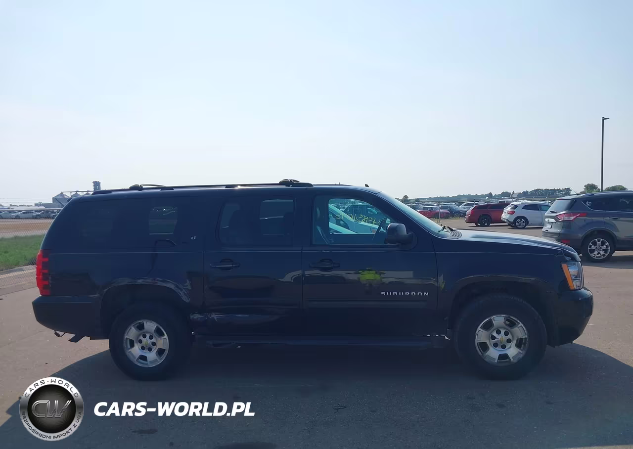 2013 Chevrolet Suburban Lt VIN:1GNSKJE79DR220986 - 6