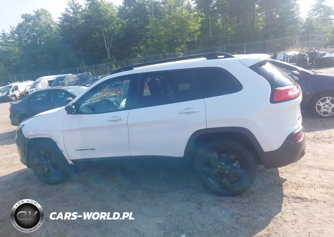 2018 Jeep Cherokee Latitude 4X4 VIN:1C4PJMCX7JD507029 - 14