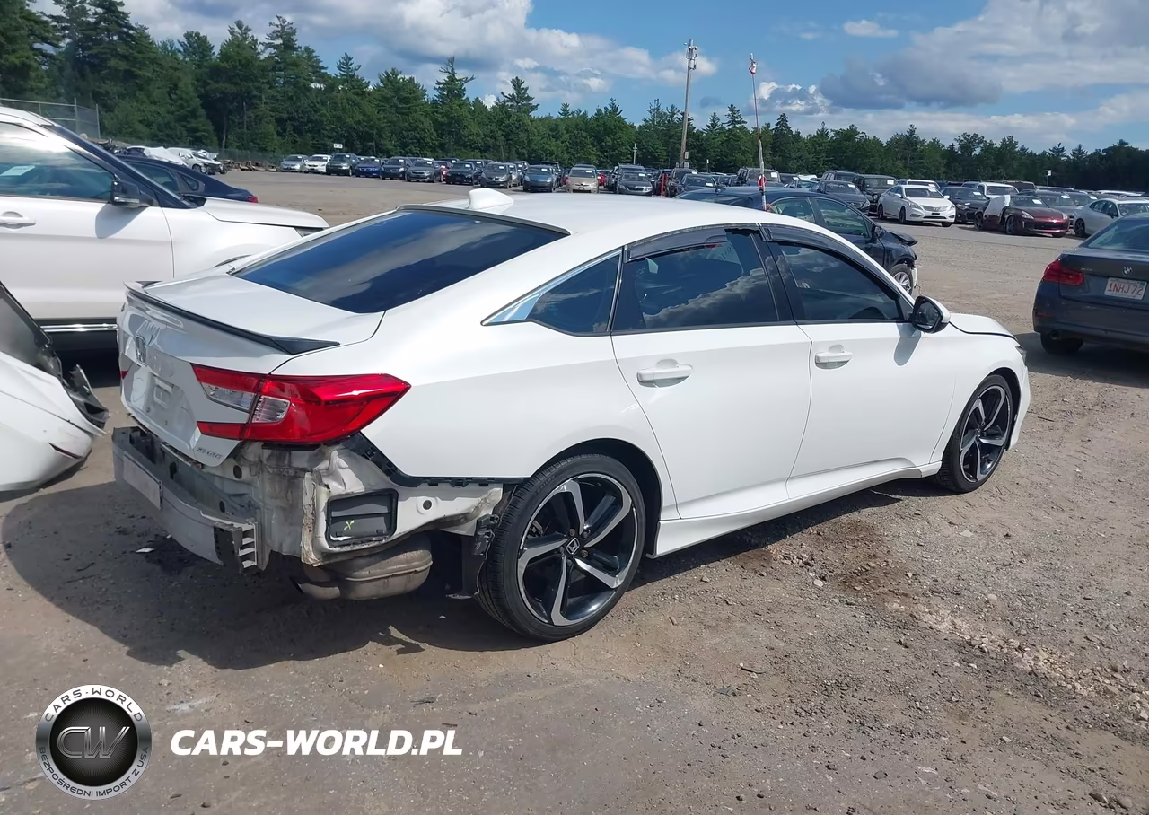 2018 Honda Accord Sport VIN:1HGCV1F30JA167929 - 4
