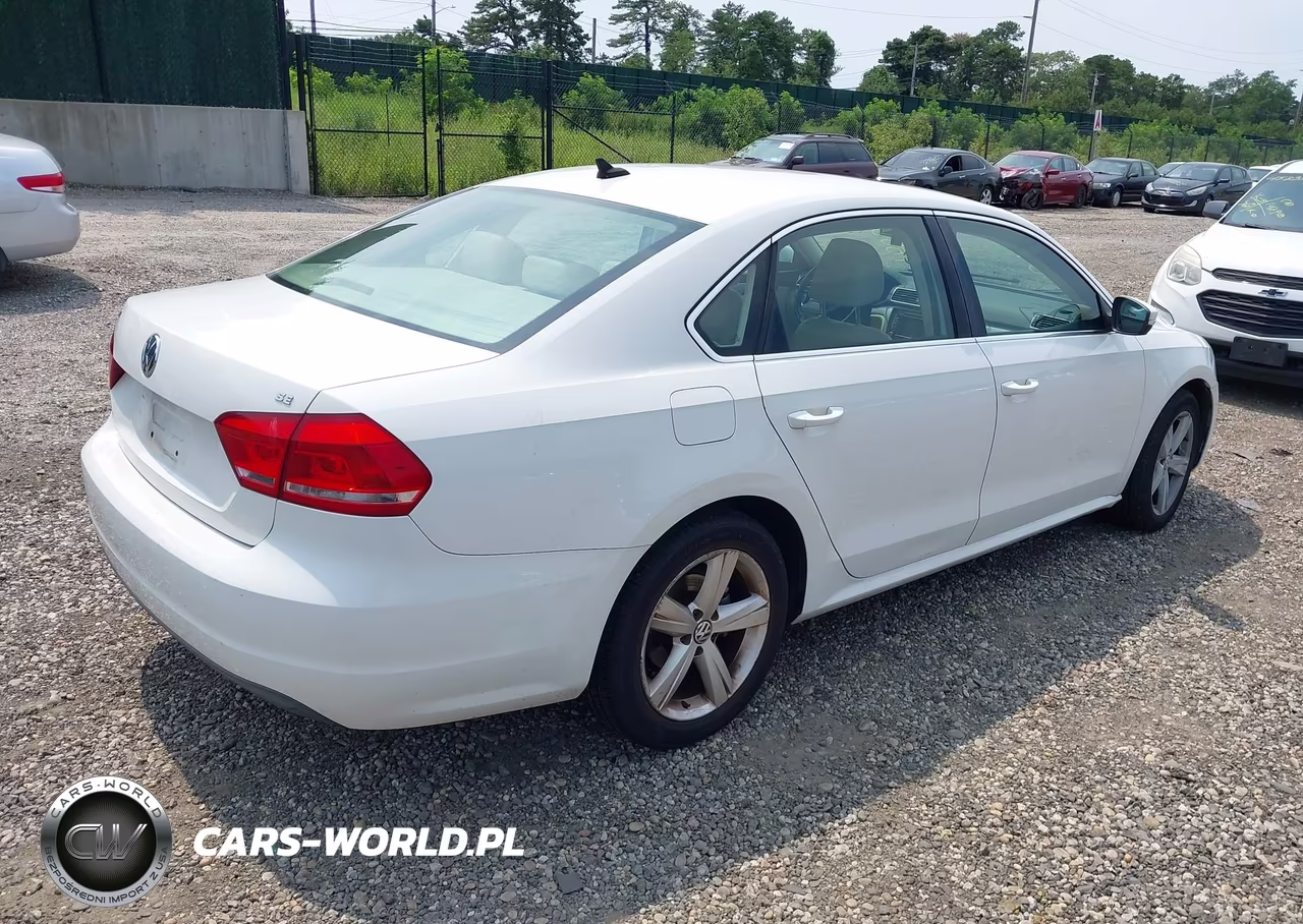 2012 Volkswagen Passat 2.5L Se VIN:1VWBP7A32CC078219 - 4