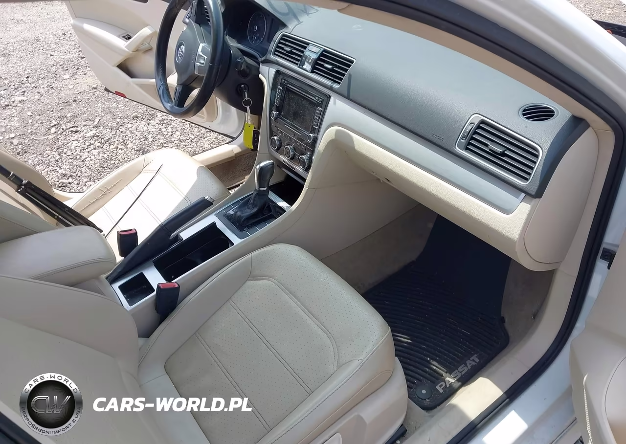 2012 Volkswagen Passat 2.5L Se VIN:1VWBP7A32CC078219 - 5