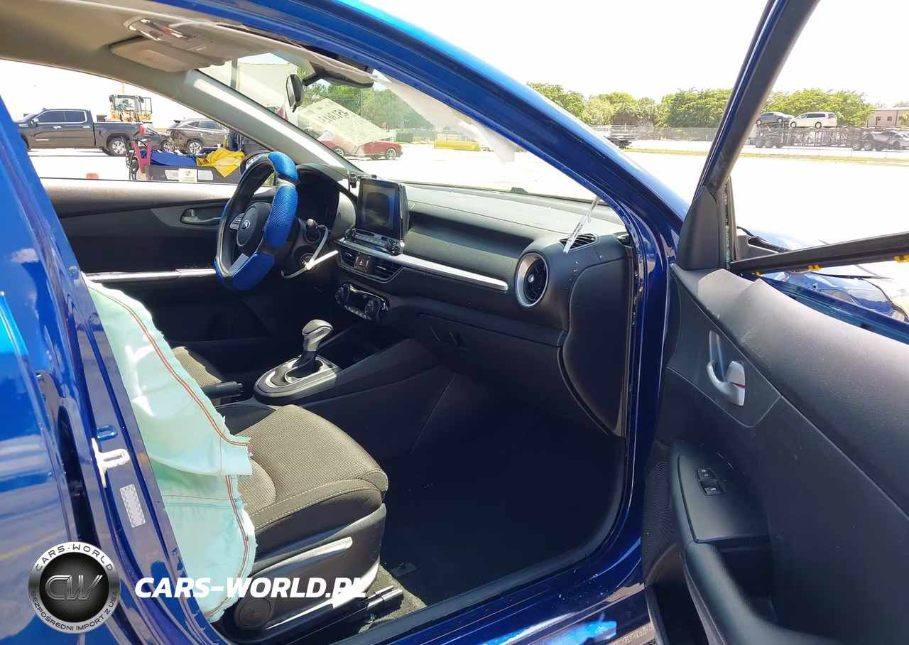2019 Kia Forte Lxs VIN:3KPF24AD2KE122690 - 5