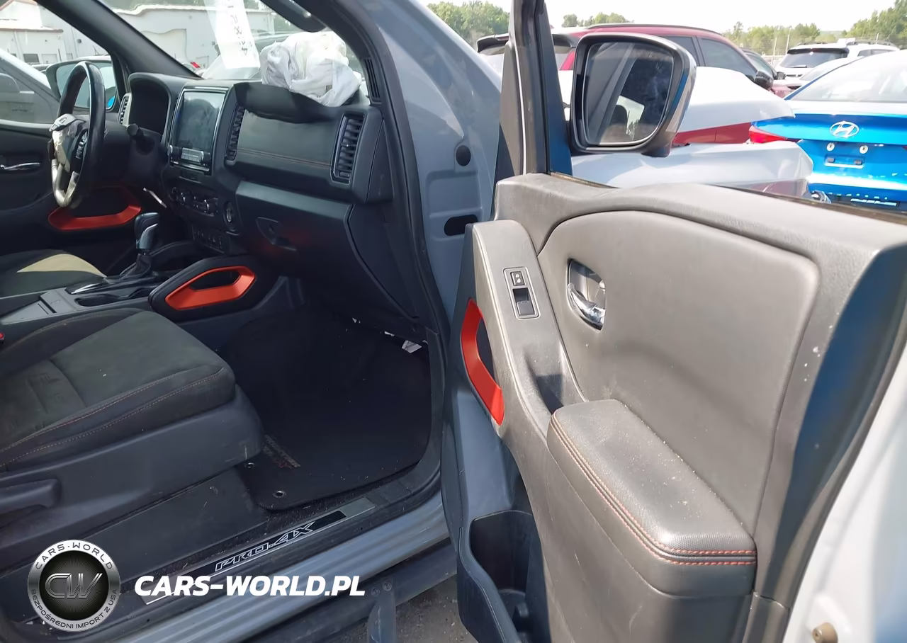 2023 Nissan Frontier Pro-4X 4X4 VIN:1N6ED1EK0PN622084 - 5