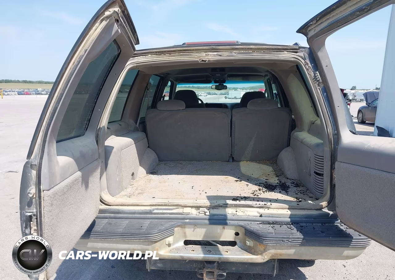 1999 Chevrolet Tahoe Ls VIN:1GNEK13R2XJ363220 - 17