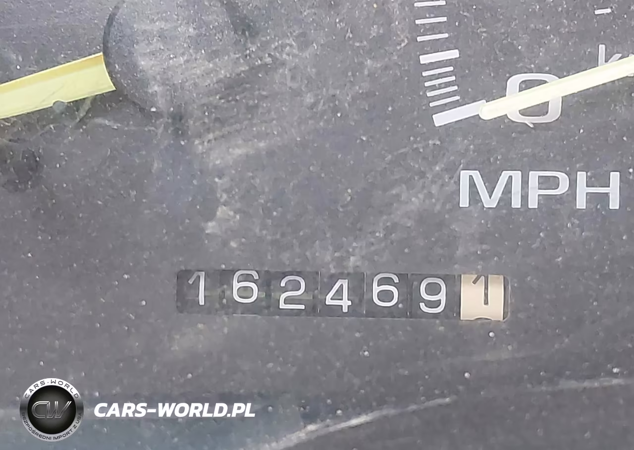 1999 Chevrolet Tahoe Ls VIN:1GNEK13R2XJ363220 - 7