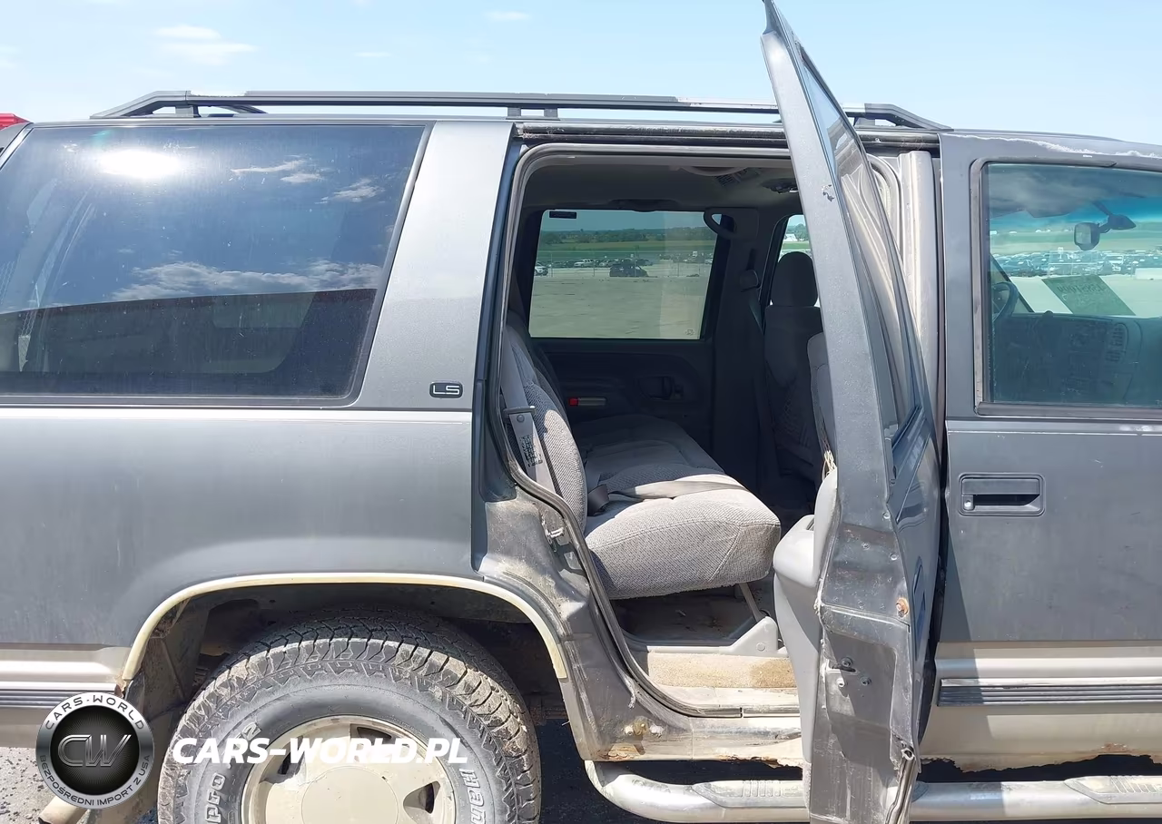 1999 Chevrolet Tahoe Ls VIN:1GNEK13R2XJ363220 - 8