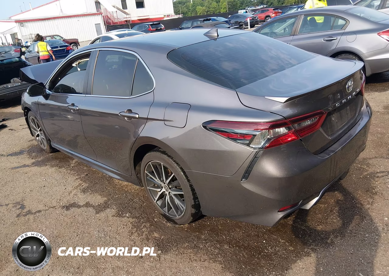 2021 Toyota Camry Se VIN:4T1G11AK8MU584725 - 3