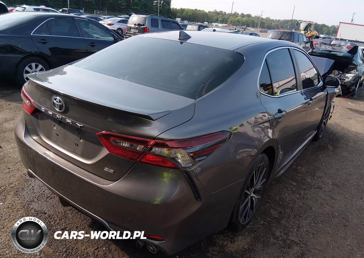 2021 Toyota Camry Se VIN:4T1G11AK8MU584725 - 4
