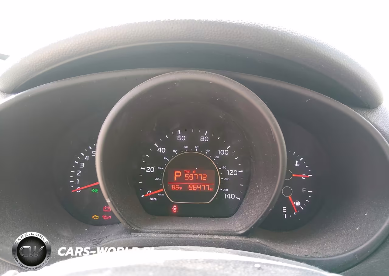 2014 Kia Soul + VIN:KNDJP3A55E7033411 - 7