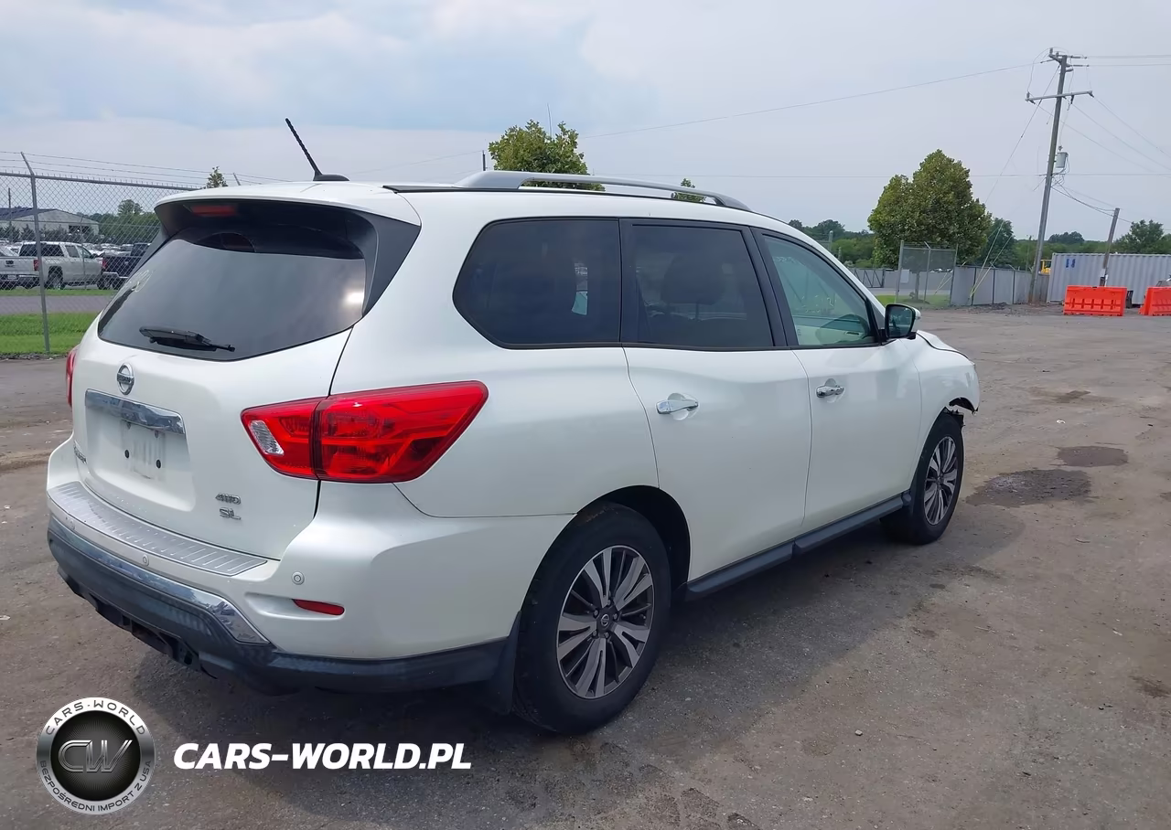 2017 Nissan Pathfinder Sl VIN:5N1DR2MM9HC660320 - 4
