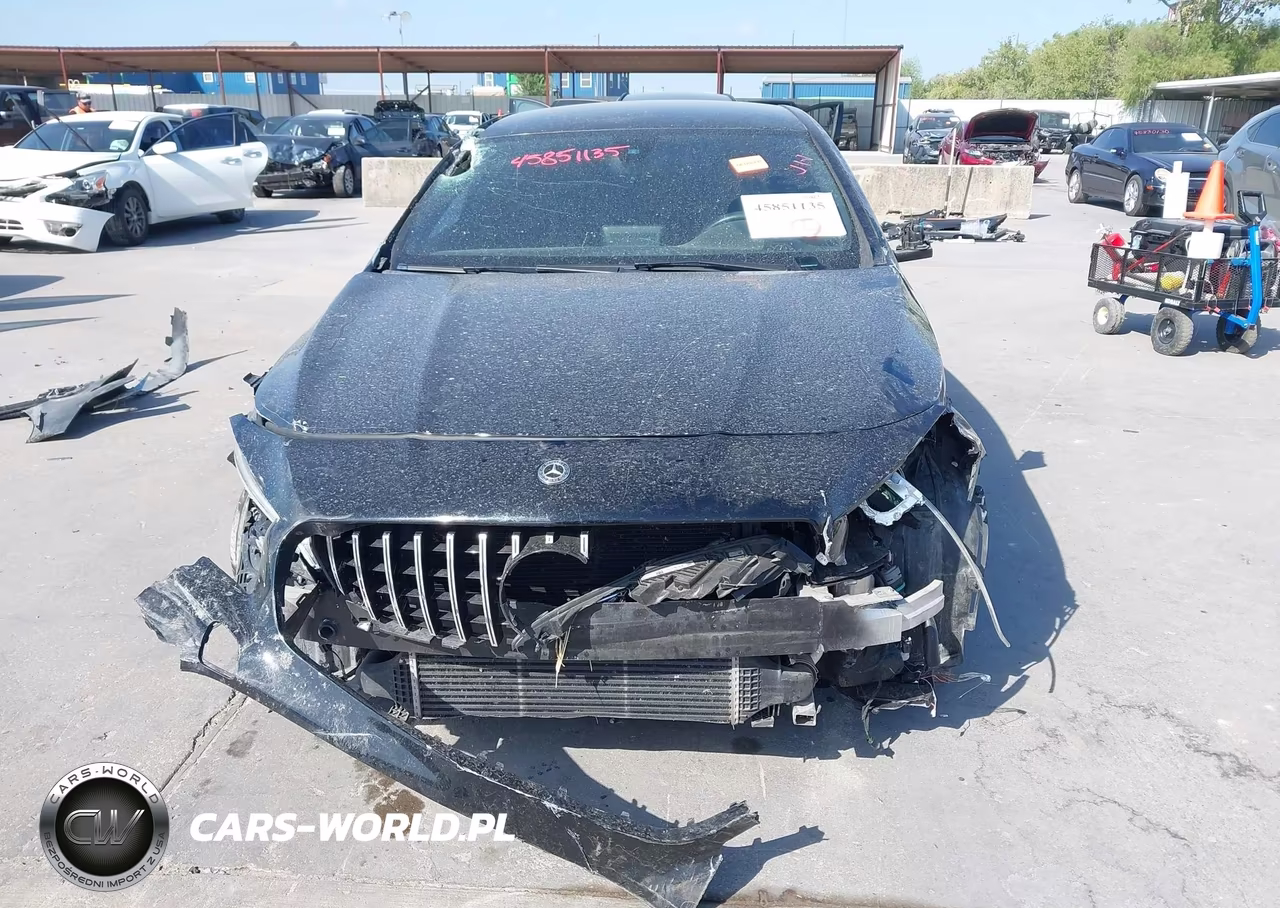 2018 Mercedes-Benz Cla 250 VIN:WDDSJ4EB9JN571469 - 11
