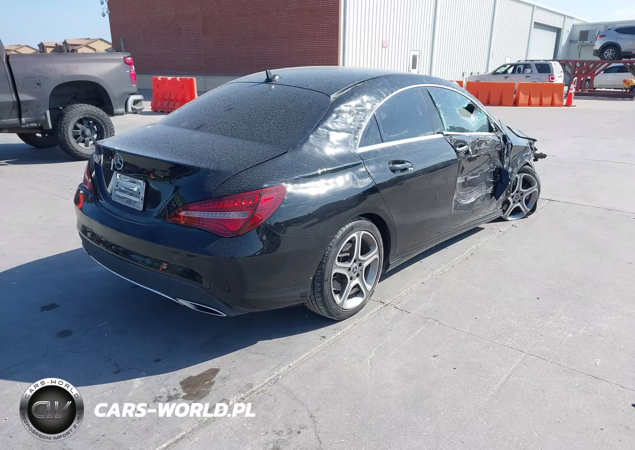 2018 Mercedes-Benz Cla 250 VIN:WDDSJ4EB9JN571469 - 4