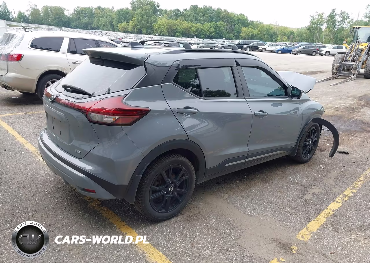 2021 Nissan Kicks Sr Xtronic Cvt VIN:3N1CP5DV6ML556644 - 4