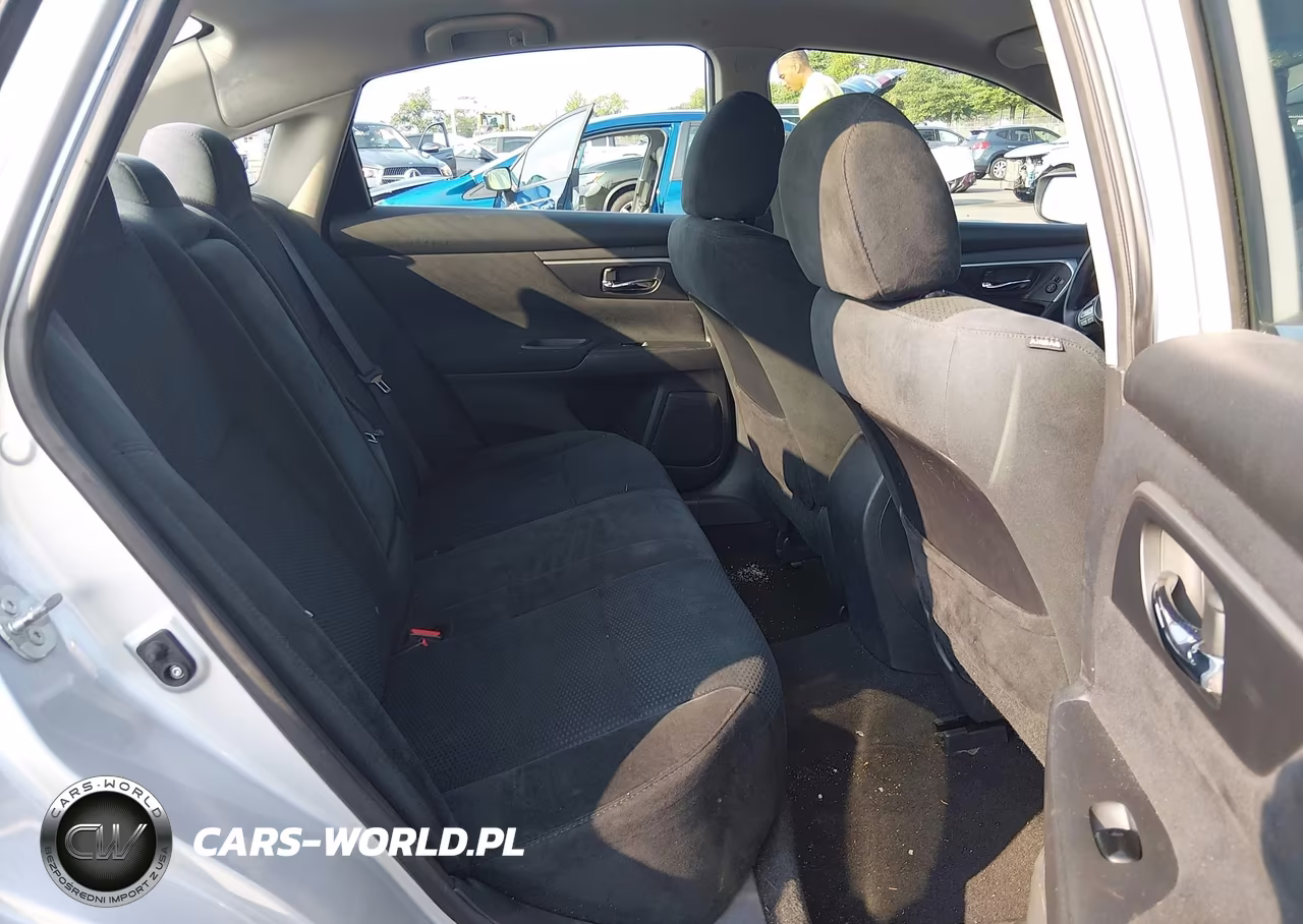 2015 Nissan Altima 2.5 S VIN:1N4AL3AP5FN377403 - 8