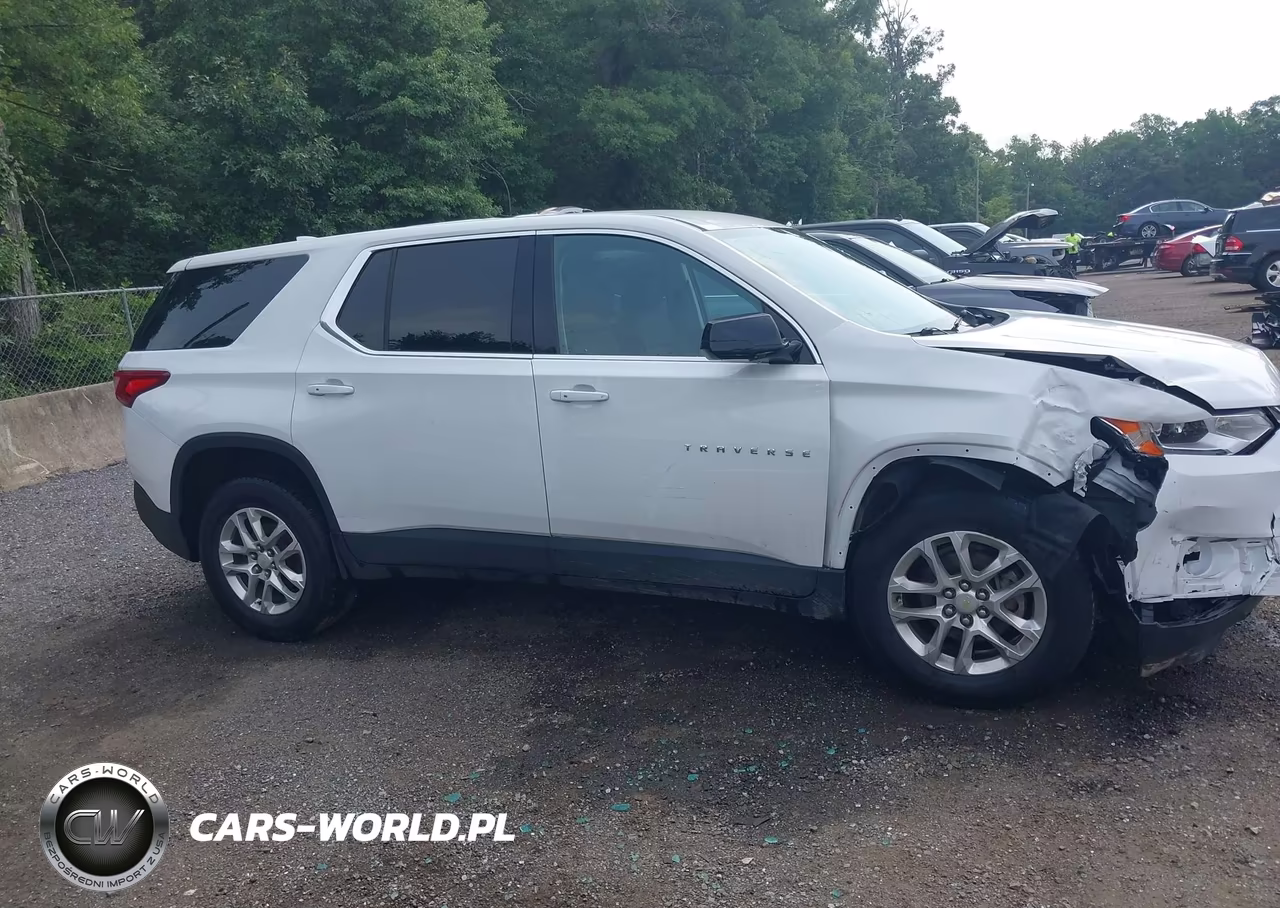2018 Chevrolet Traverse Ls VIN:1GNERFKW6JJ258915 - 12