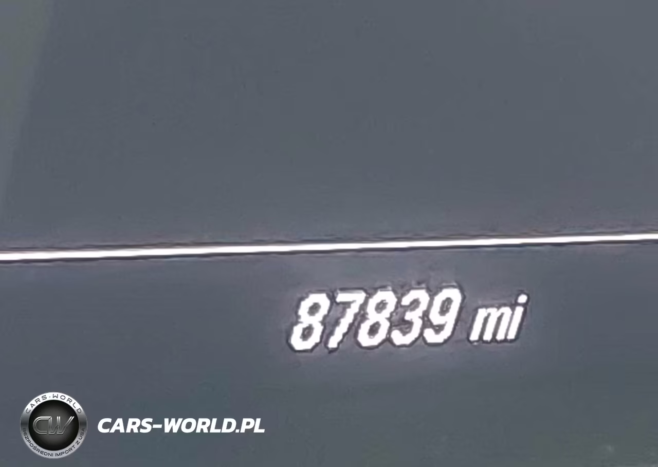 2018 Chevrolet Traverse Ls VIN:1GNERFKW6JJ258915 - 14
