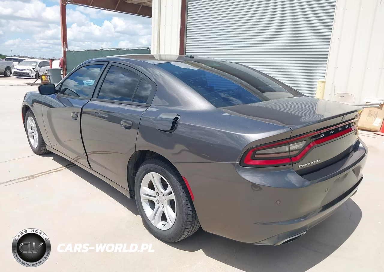 2018 Dodge Charger Sxt Rwd VIN:2C3CDXBG8JH144966 - 3