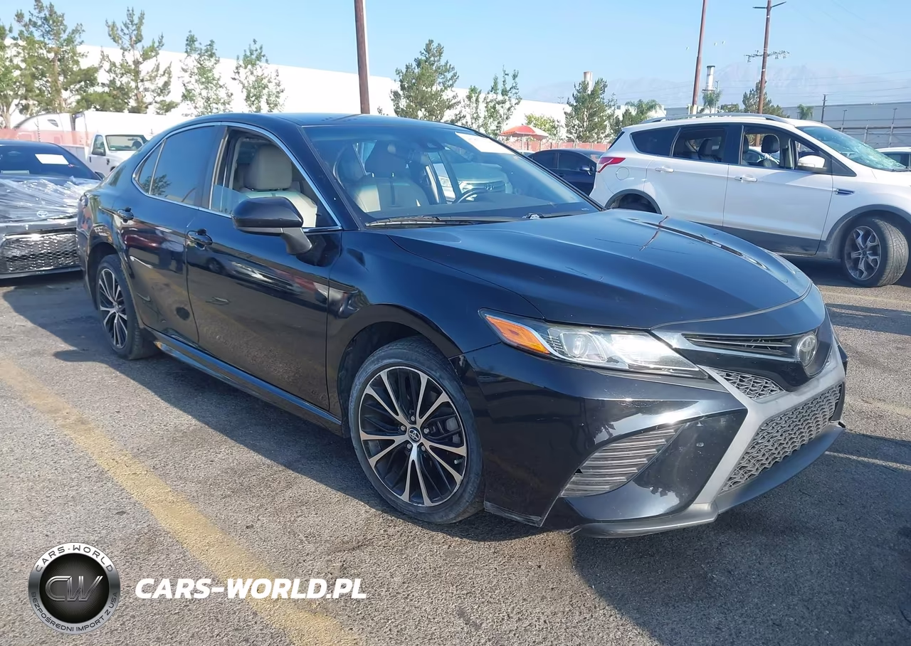 2019 Toyota Camry Se – zdjęcie 1 z 16