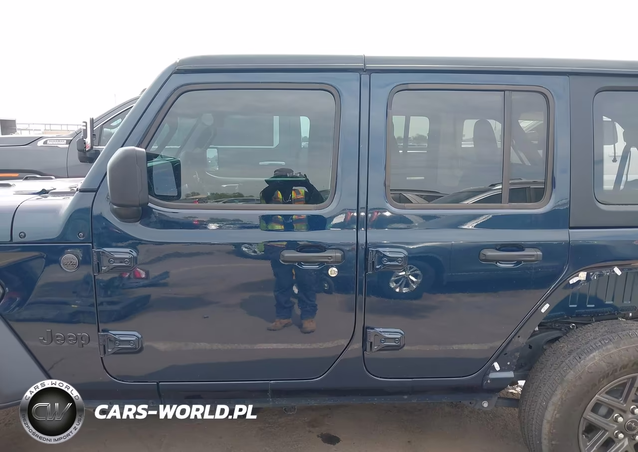 2025 Jeep Wrangler 4-Door Summit 4X4 VIN:1C4PJXDN6SW522111 - 15