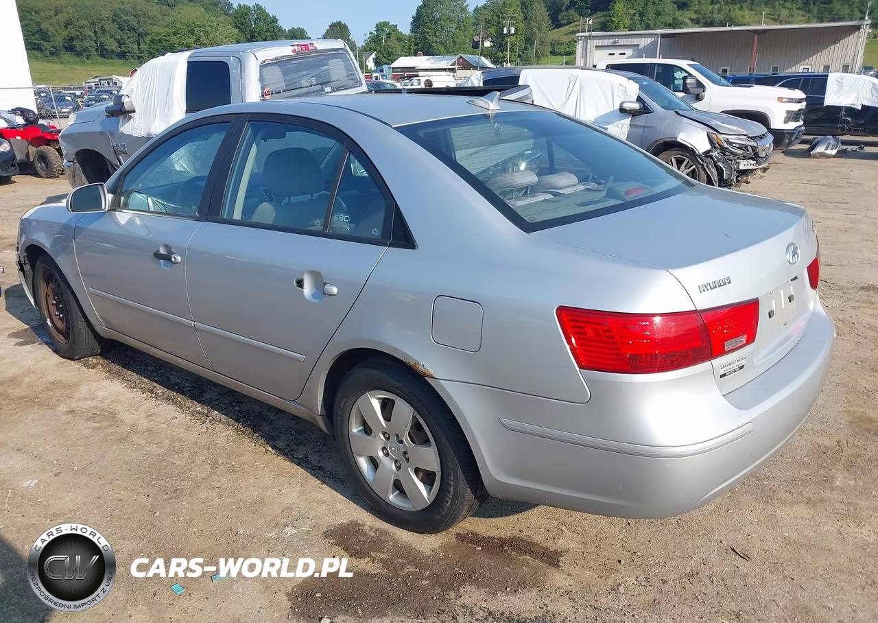 2010 Hyundai Sonata Gls VIN:5NPET4AC3AH590647 - 3