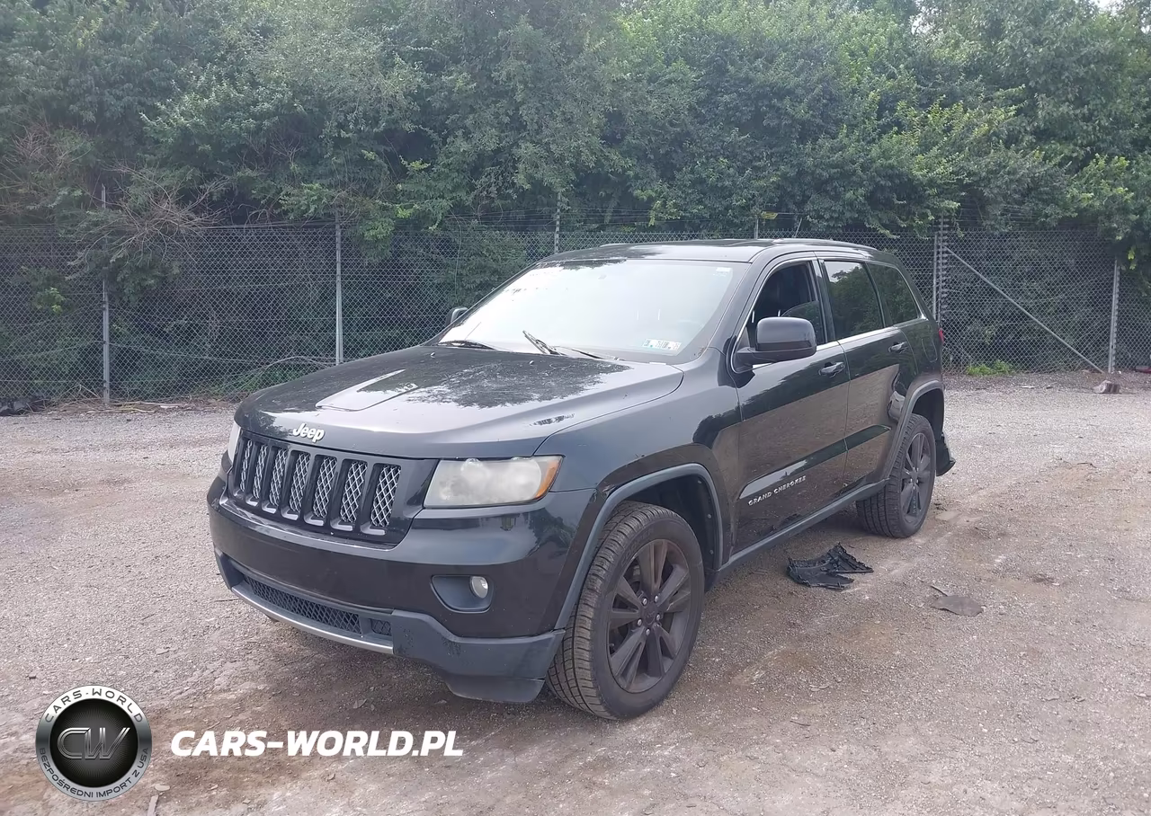 2012 Jeep Grand Cherokee Laredo VIN:1C4RJFAG1CC352977 - 2