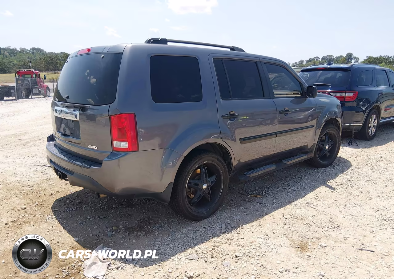 2015 Honda Pilot Lx VIN:5FNYF4H22FB060208 - 4
