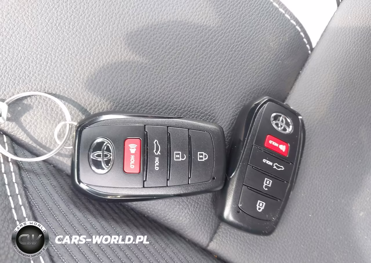 2026 Toyota Camry Se VIN:4T1DAACK4TU770941 - 11