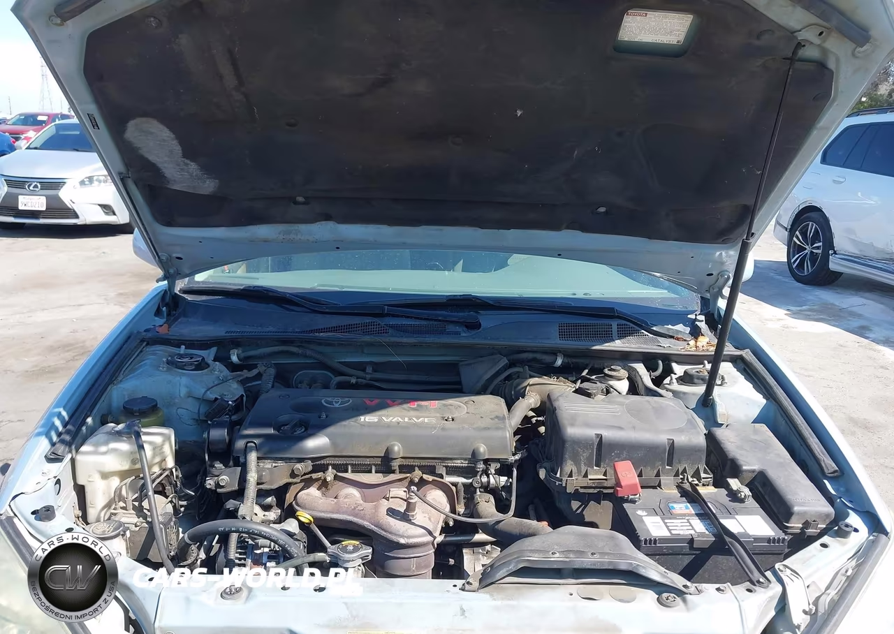 2005 Toyota Camry Le VIN:4T1BE32K45U977745 - 10