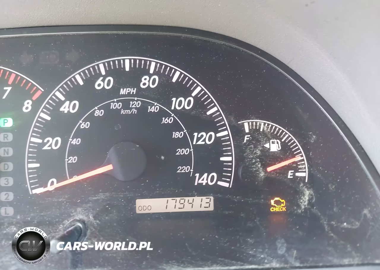 2005 Toyota Camry Le VIN:4T1BE32K45U977745 - 12