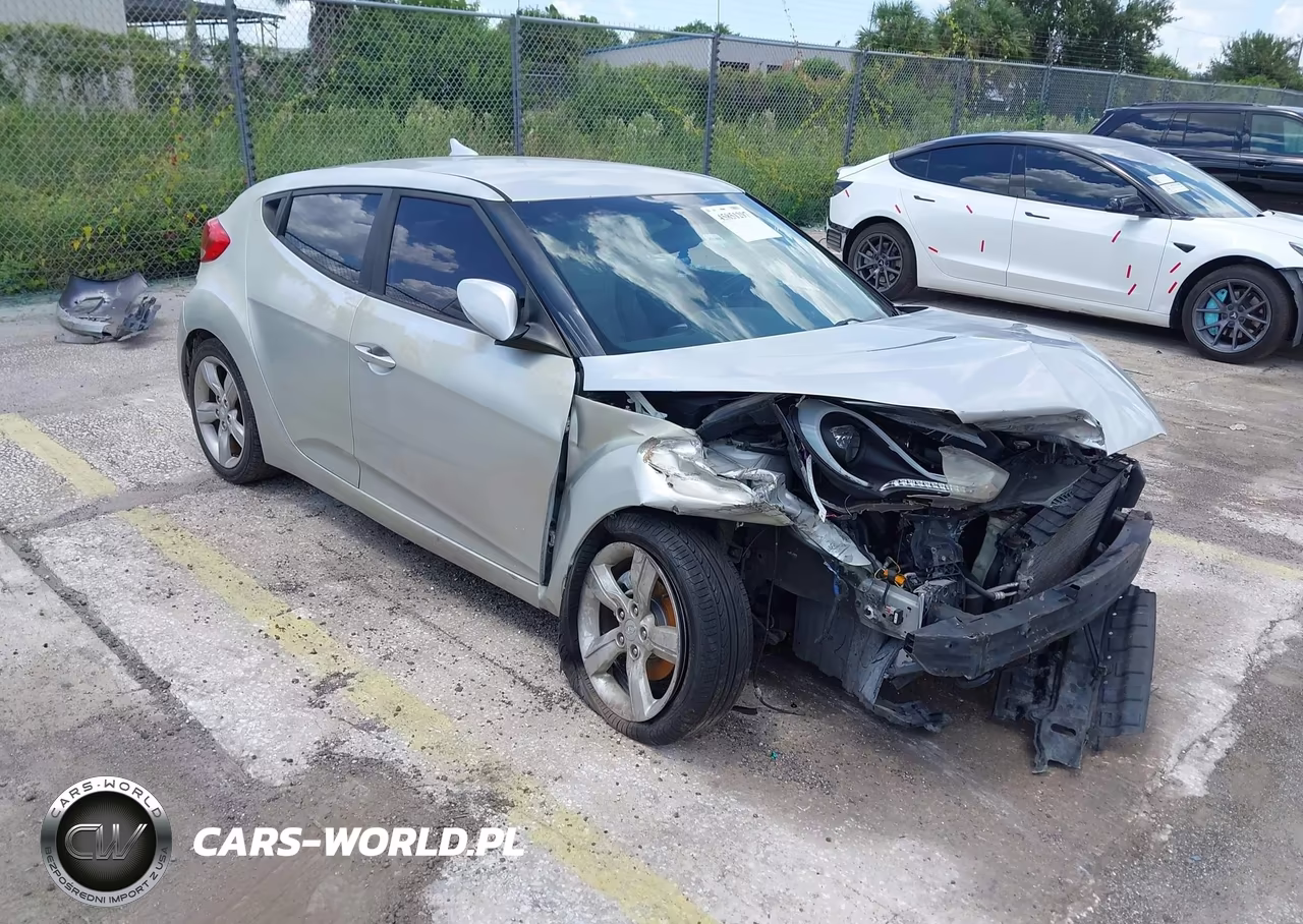 2012 Hyundai Veloster Base W-Gray