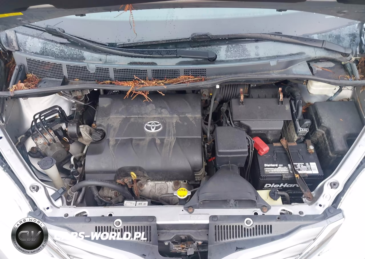 2013 Toyota Sienna Xle V6 8 Passenger VIN:5TDYK3DC2DS371411 - 10