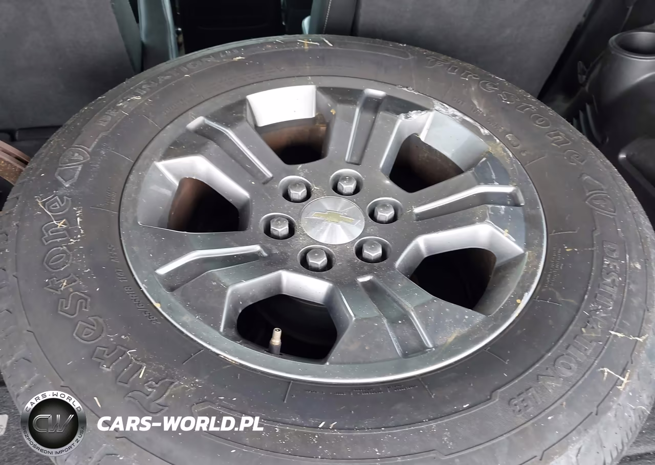 2018 Chevrolet Tahoe Lt VIN:1GNSKBKC7JR277559 - 12