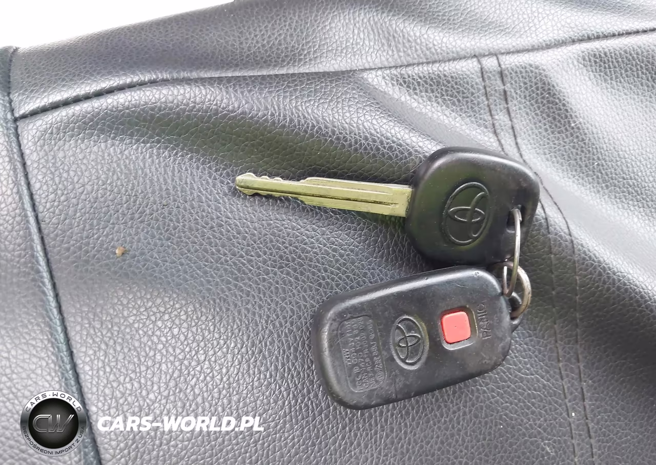 2003 Toyota Camry Xle VIN:4T1BE32K83U652626 - 11