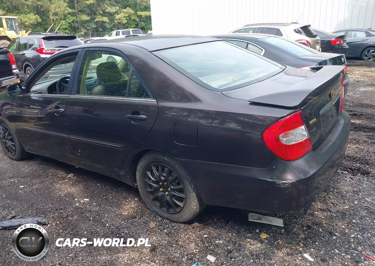 2003 Toyota Camry Xle VIN:4T1BE32K83U652626 - 3