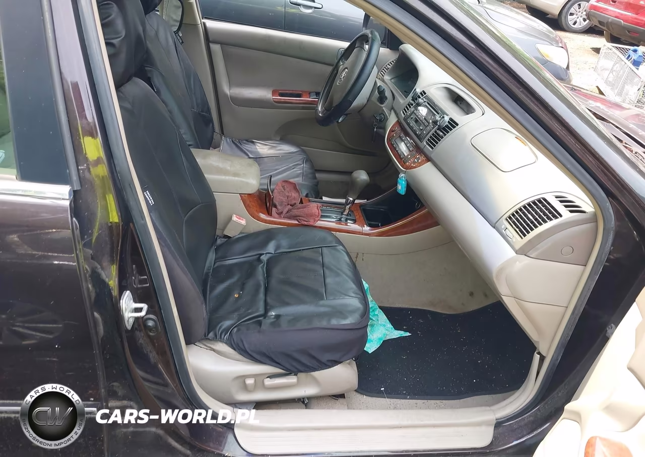 2003 Toyota Camry Xle VIN:4T1BE32K83U652626 - 5