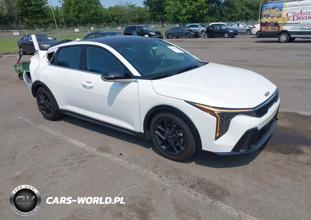 2025 Kia K4 Gt-Line