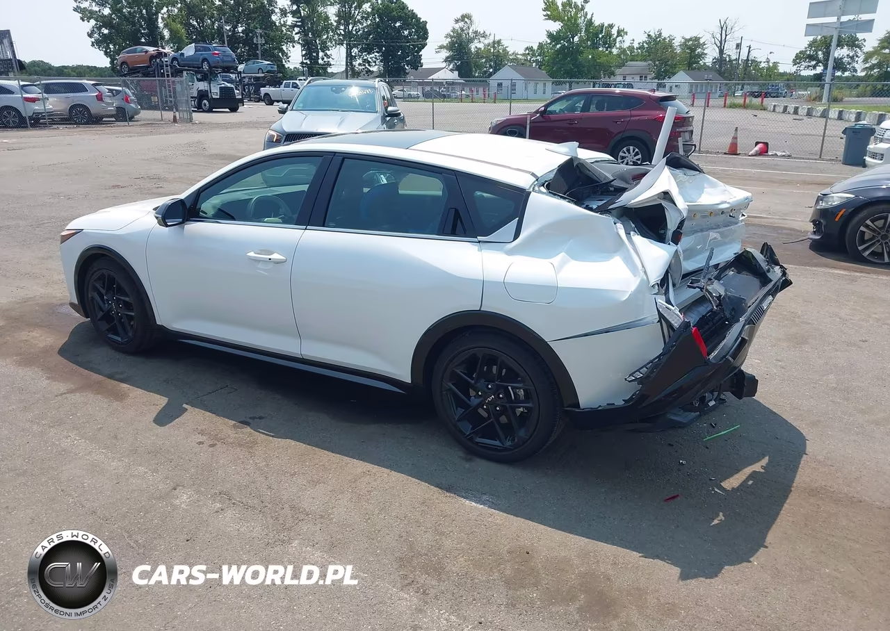 2025 Kia K4 Gt-Line VIN:3KPFW4DE2SE180033 - 3