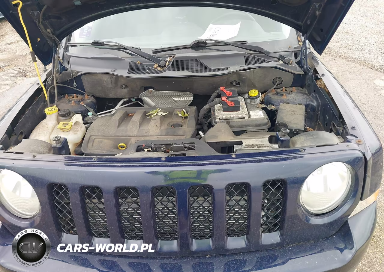 2013 Jeep Patriot Latitude VIN:1C4NJPFB1DD191334 - 10