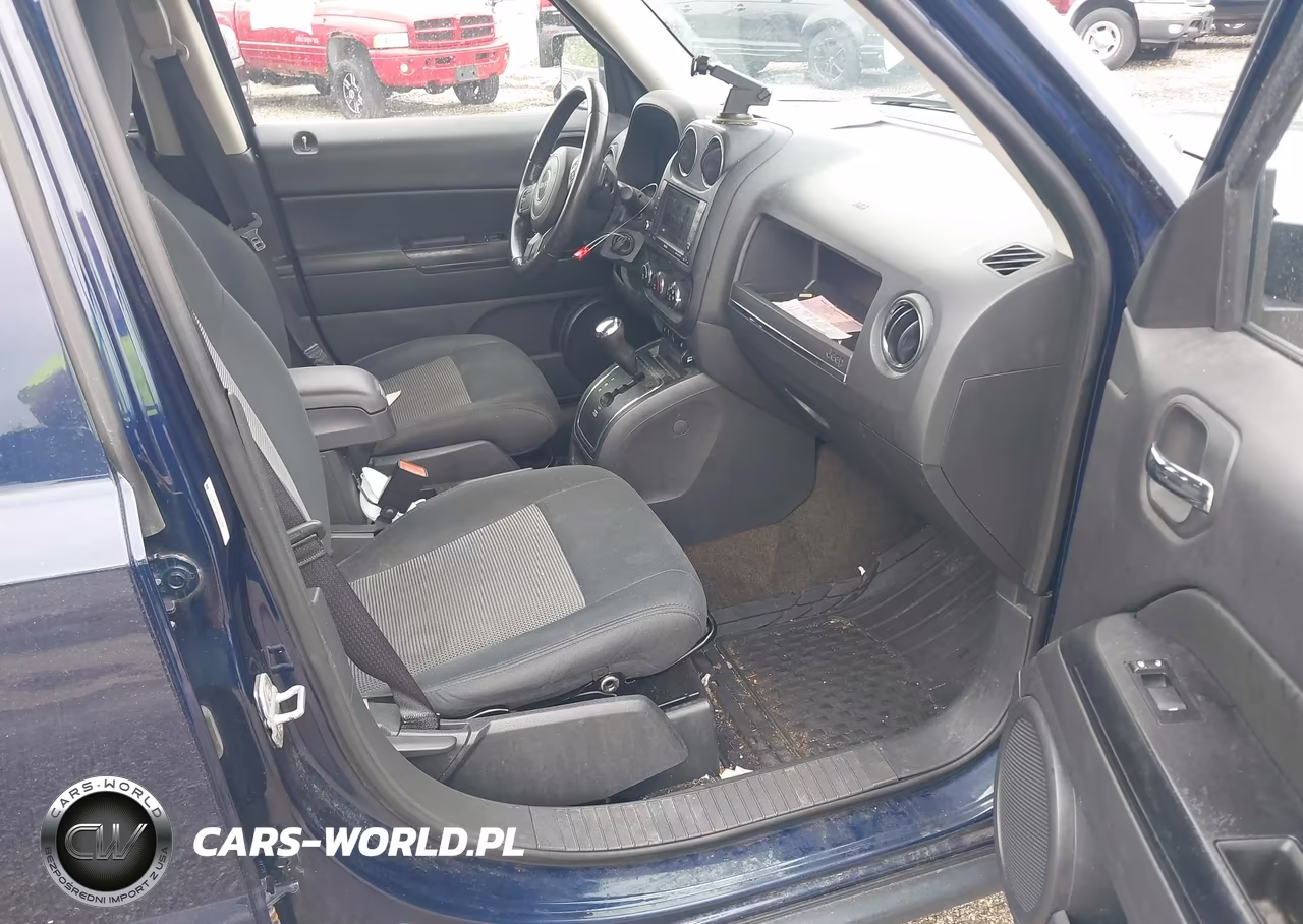 2013 Jeep Patriot Latitude VIN:1C4NJPFB1DD191334 - 5