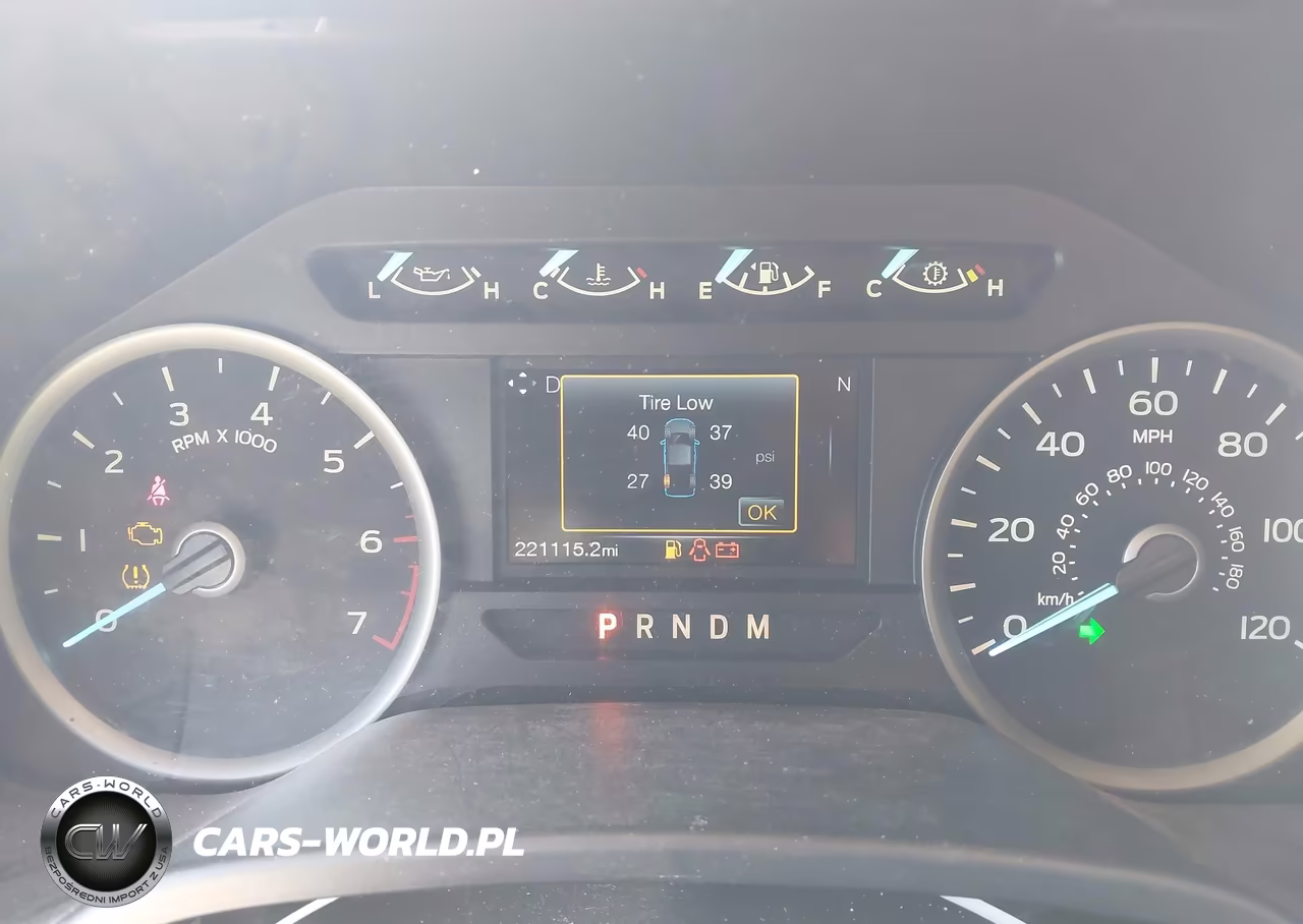 2018 Ford F-150 Xlt VIN:1FTFX1C55JKE97376 - 7