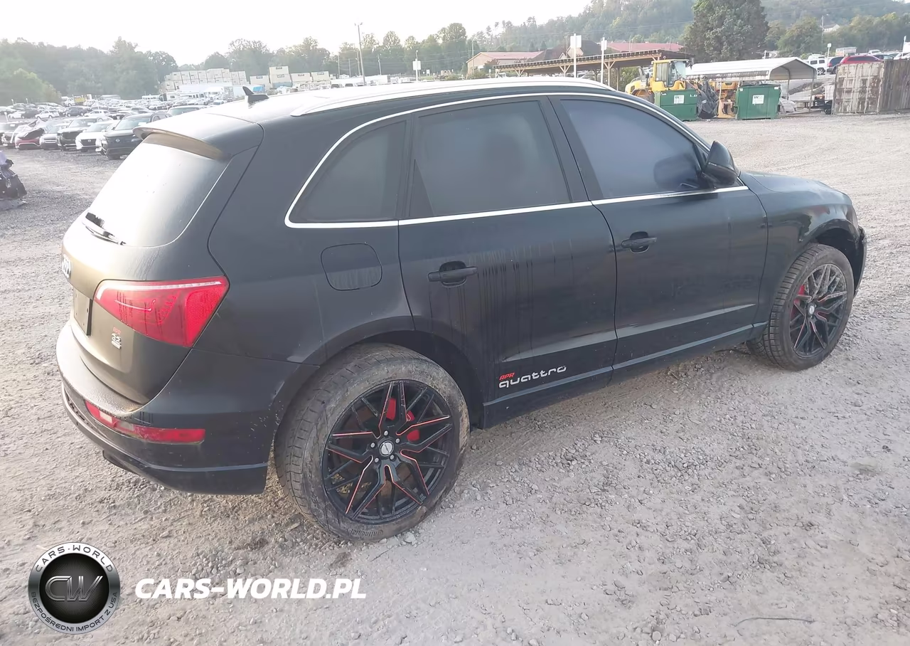 2010 Audi Q5 3.2 Premium VIN:WA1VKAFP3AA076473 - 4