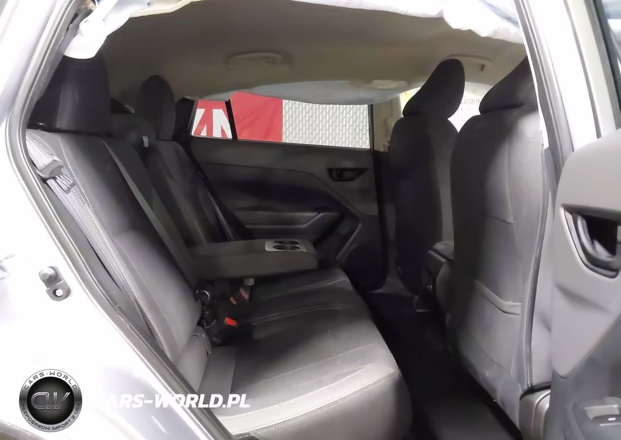 2025 Subaru Crosstrek Premium VIN:JF2GUHDC4S8215666 - 8