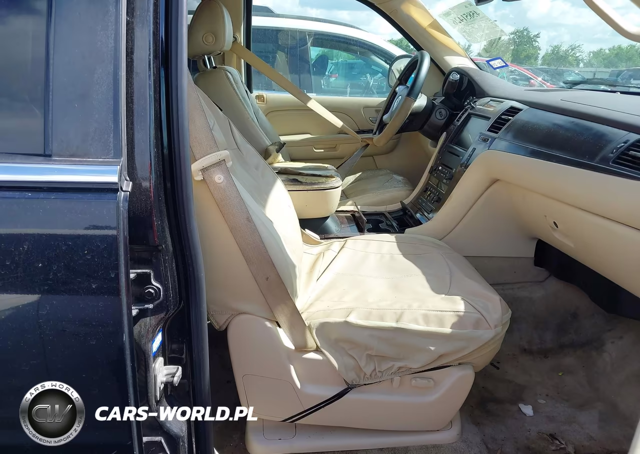2007 Cadillac Escalade VIN:1GYEC63897R364340 - 5