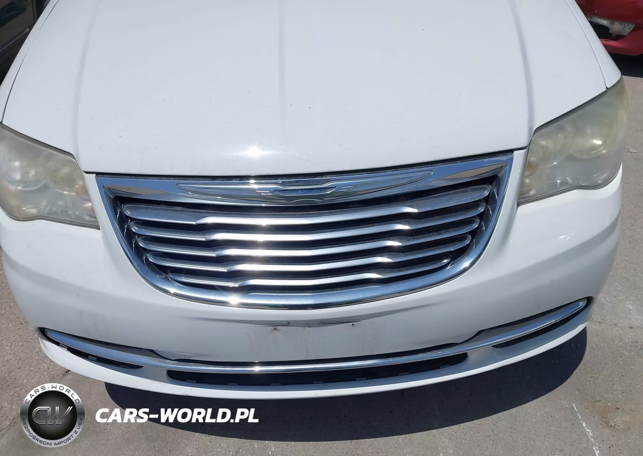 2014 Chrysler Town & Country Touring VIN:2C4RC1BGXER363806 - 6