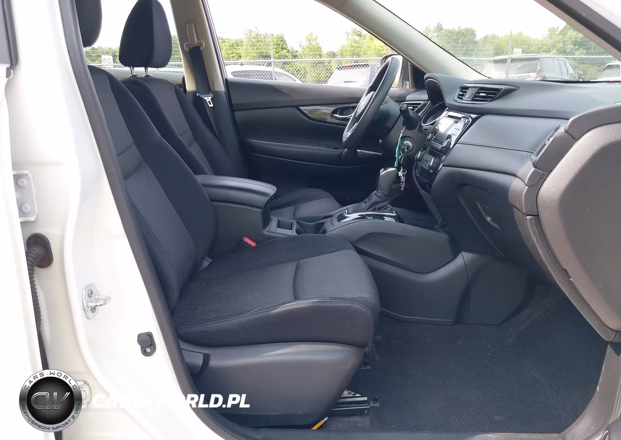 2017 Nissan Rogue S VIN:JN8AT2MV4HW000559 - 5