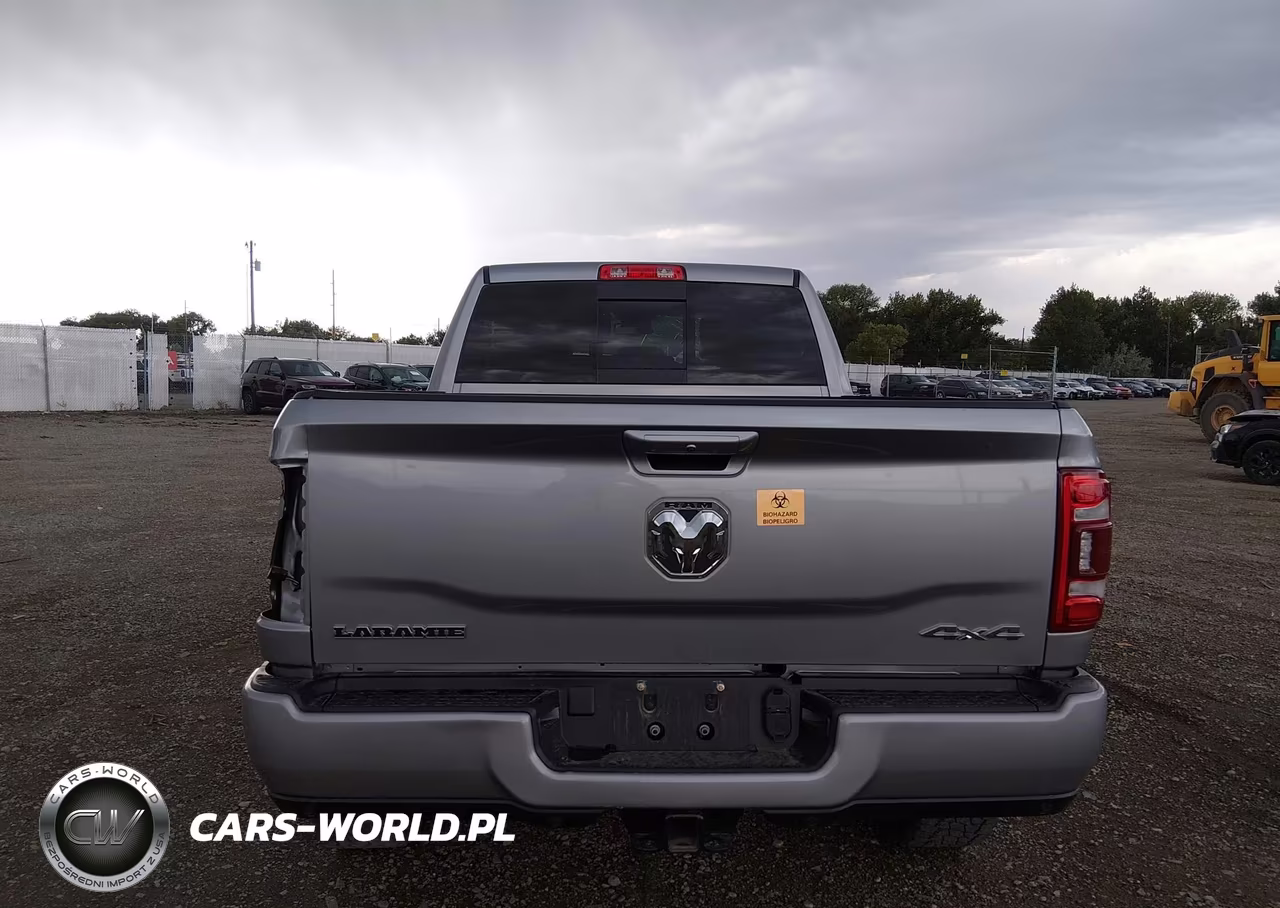 2024 Ram 3500 VIN:3C63R3ELXRG273373 - 17